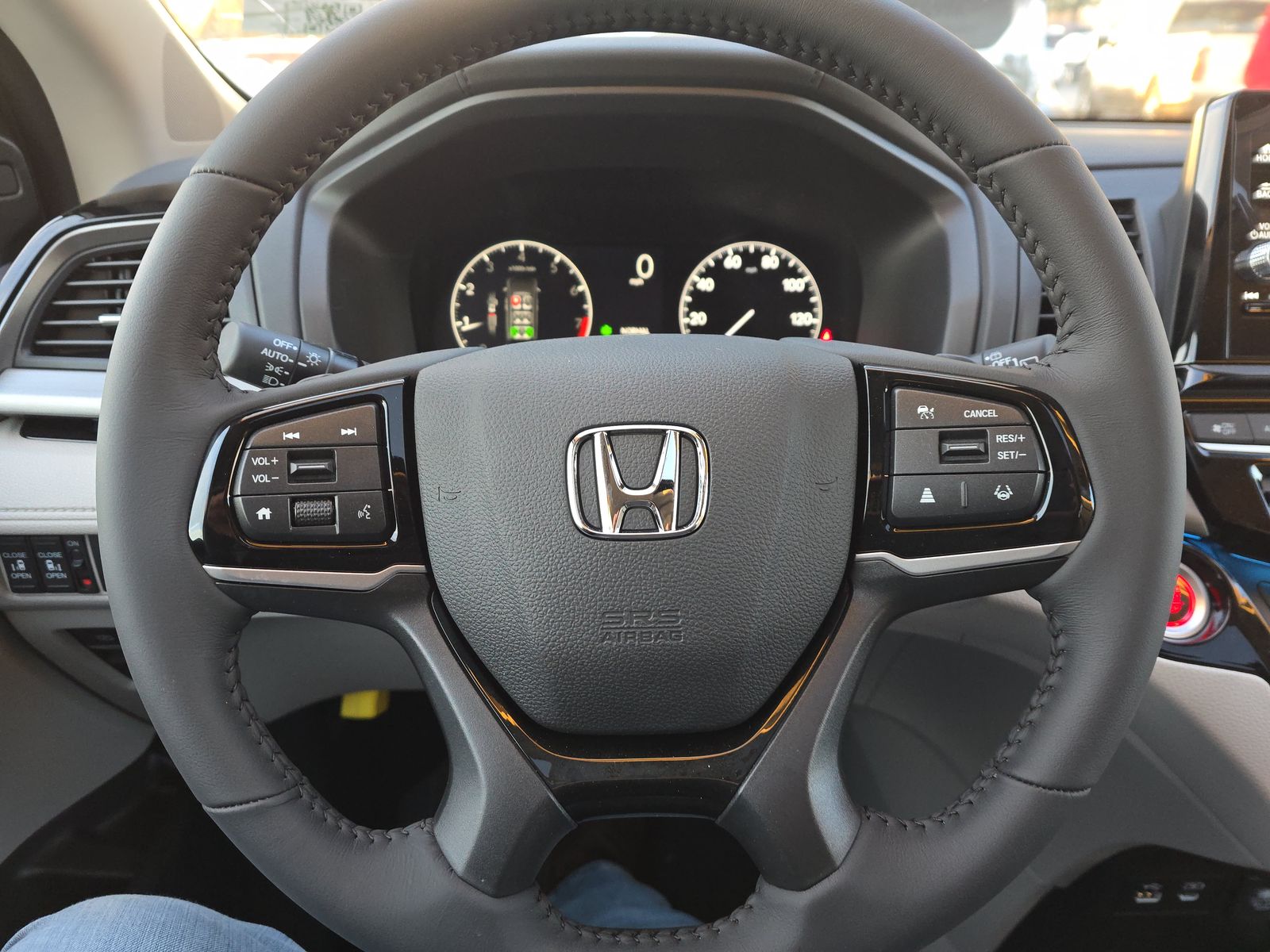 2025 Honda Odyssey Touring FWD