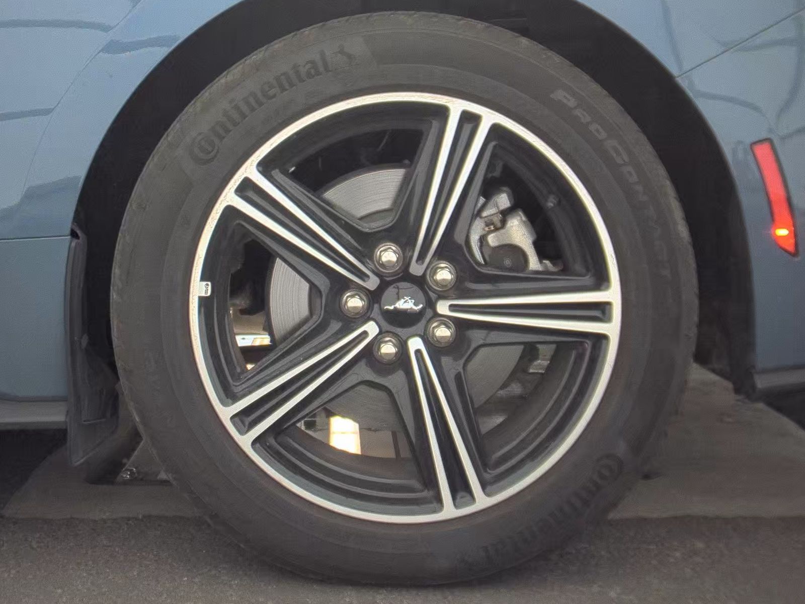 2025 Ford Mustang EcoBoost Premium RWD