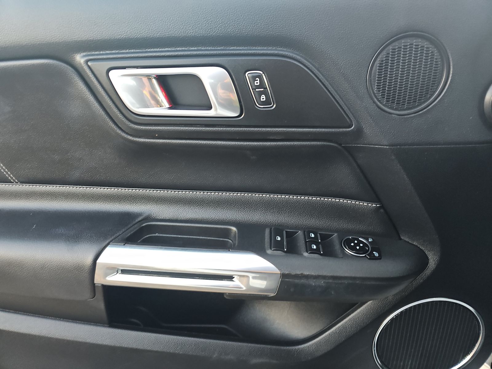 2023 Ford Mustang EcoBoost Premium RWD