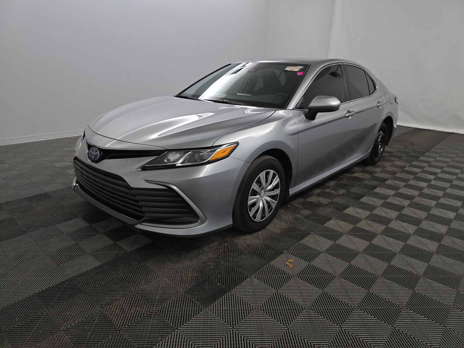 2023 Toyota Camry Hybrid LE FWD