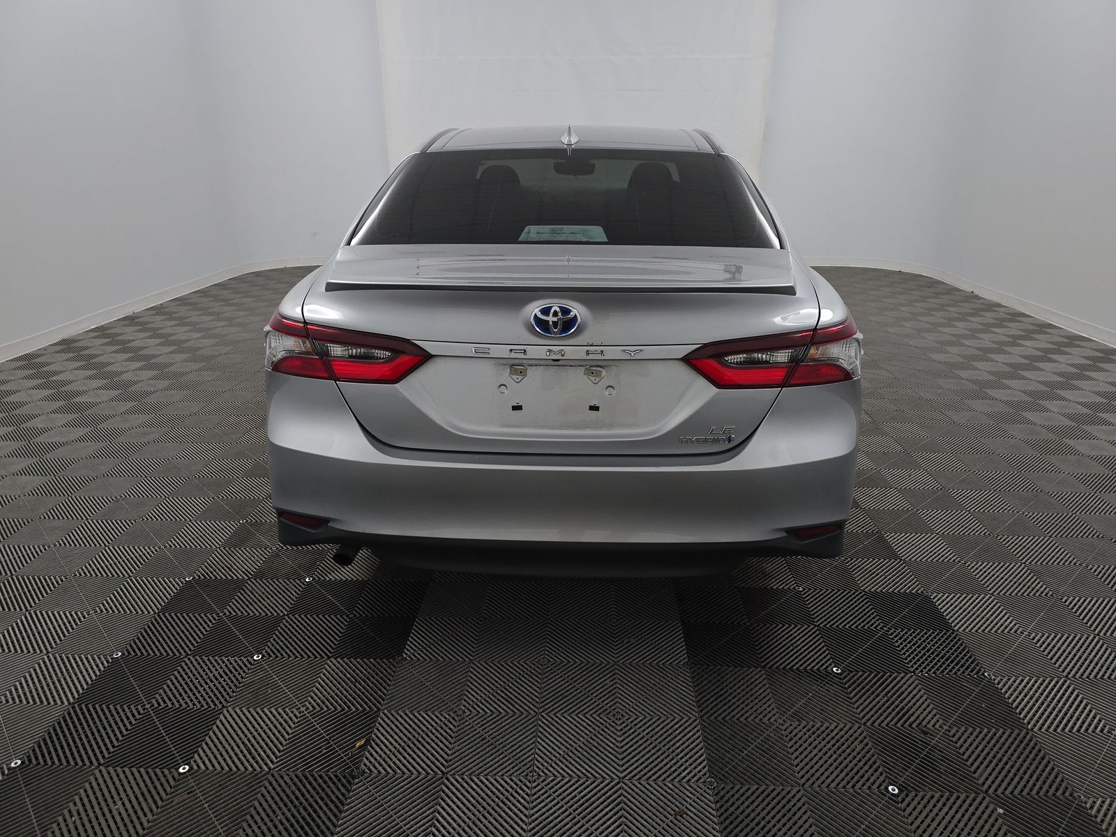 2023 Toyota Camry Hybrid LE FWD