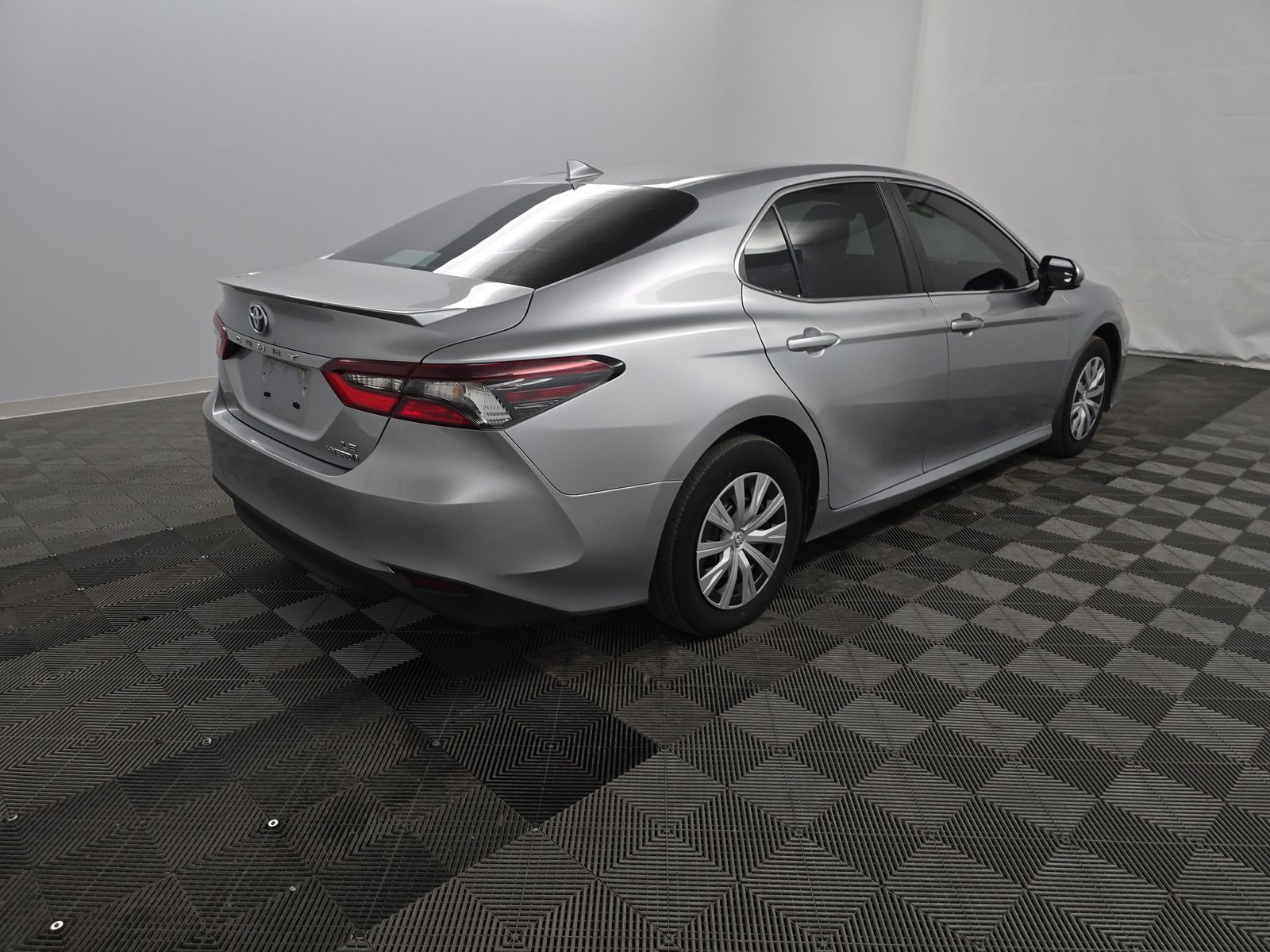 2023 Toyota Camry Hybrid LE FWD