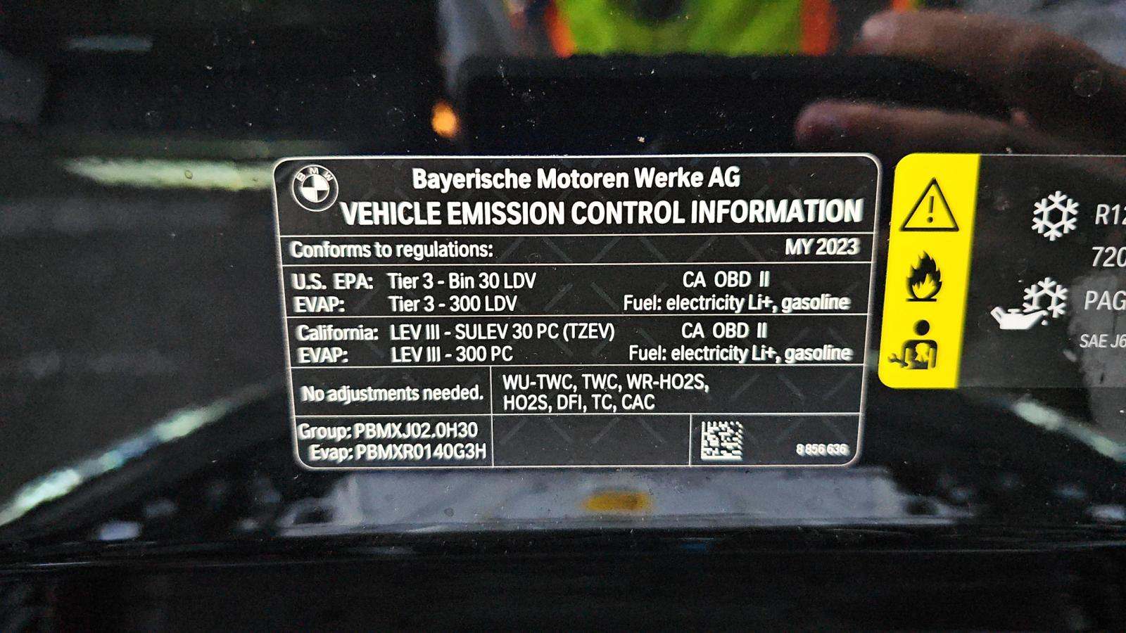 2023 BMW 3 Series 330e RWD