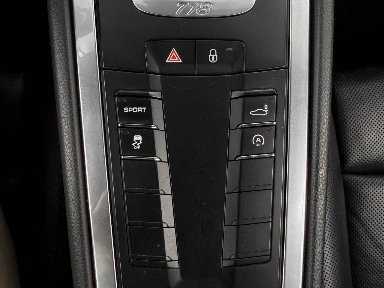 2018 Porsche 718 Cayman Base RWD