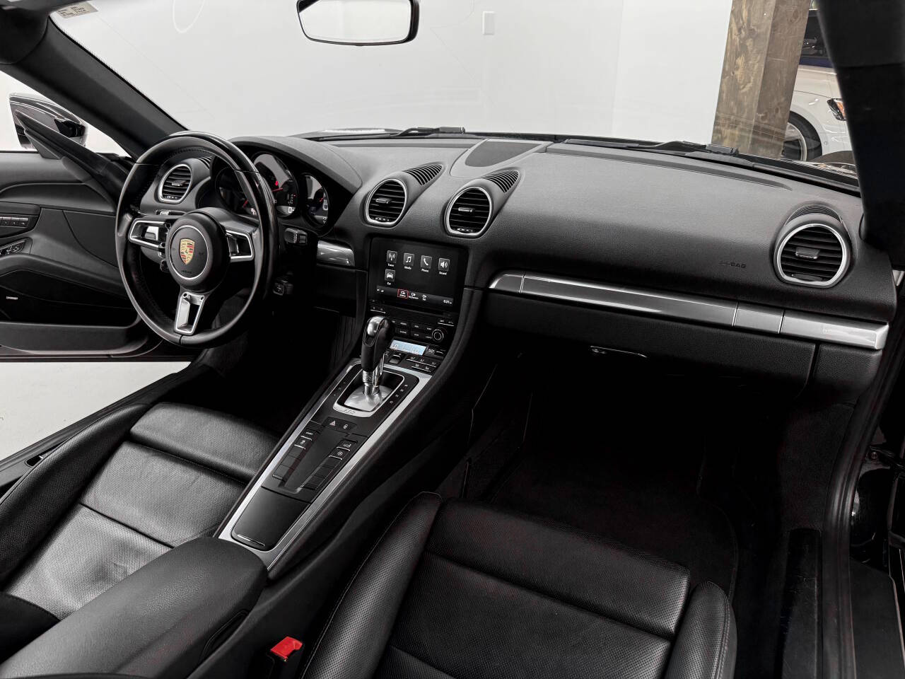 2018 Porsche 718 Cayman Base RWD