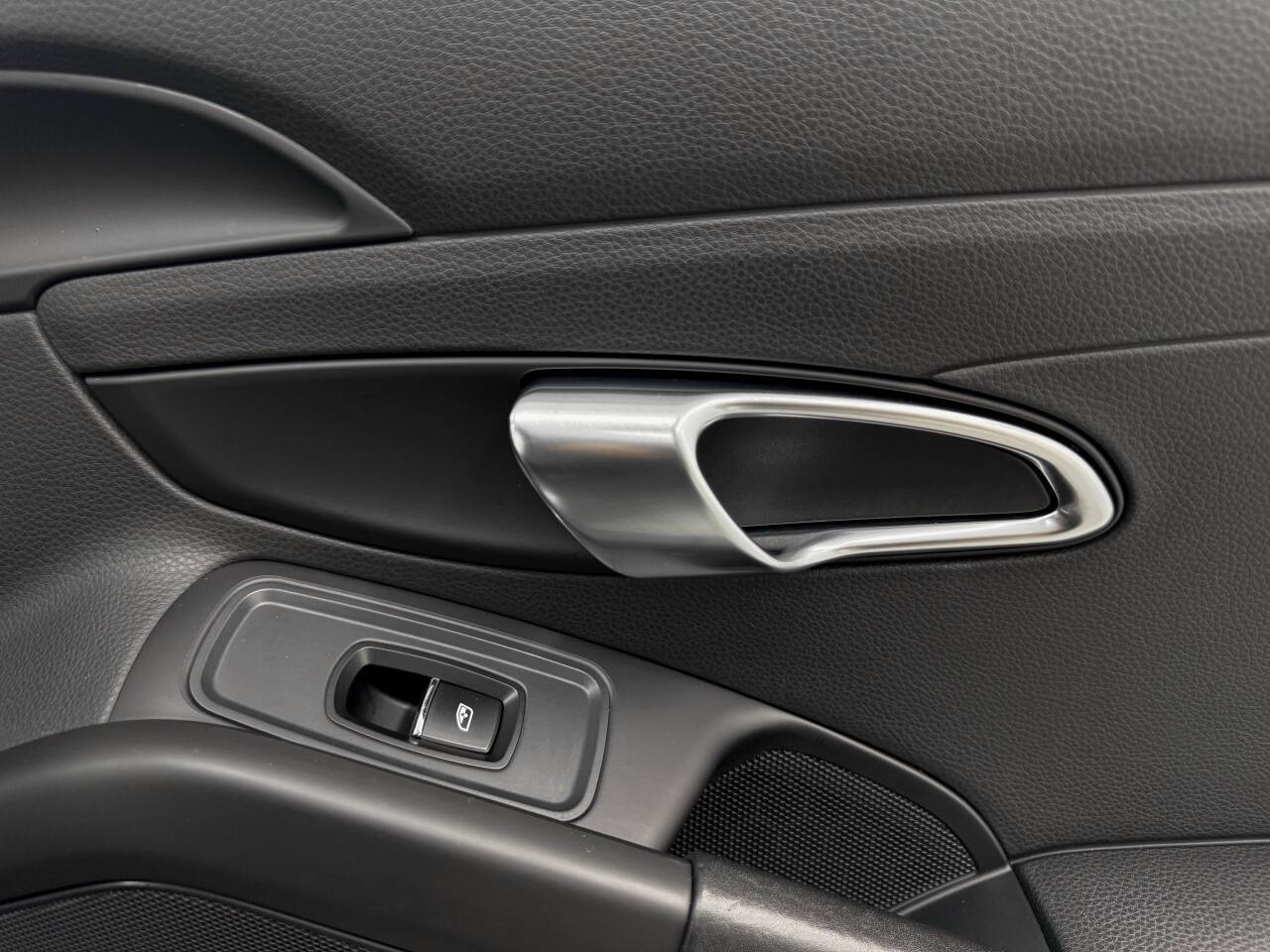 2018 Porsche 718 Cayman Base RWD