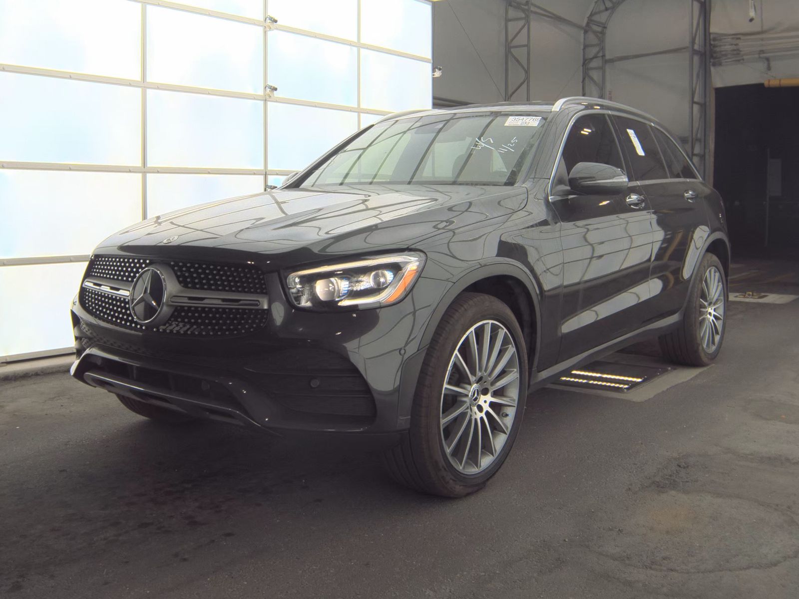 2021 Mercedes-Benz GLC GLC 300 RWD