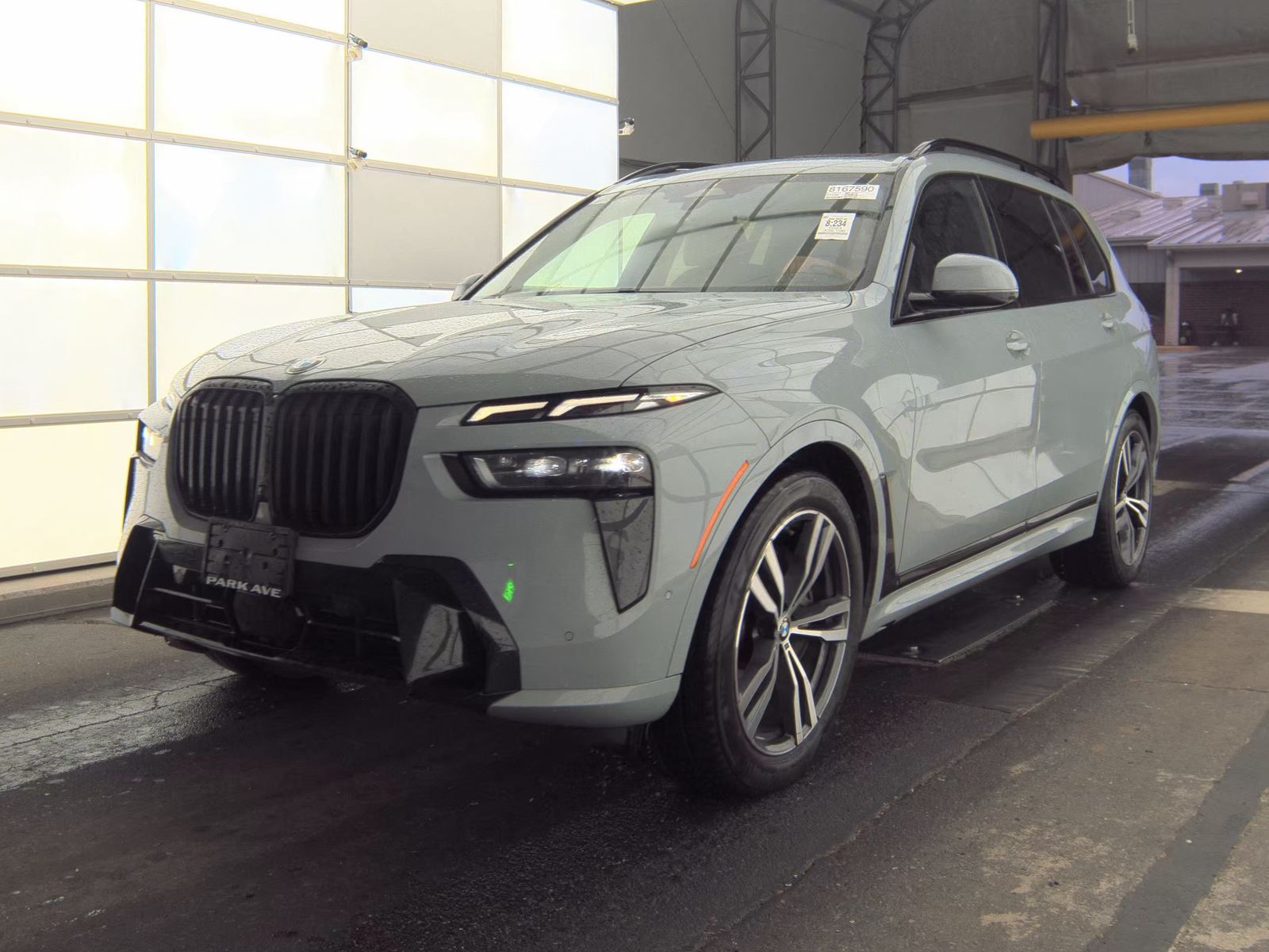 2023 BMW X7 xDrive40i AWD