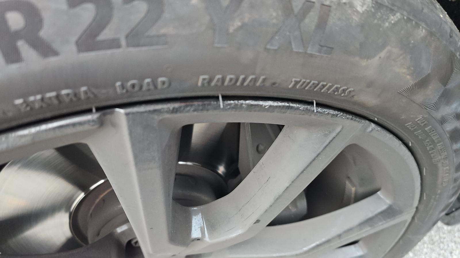 2023 BMW X7 xDrive40i AWD