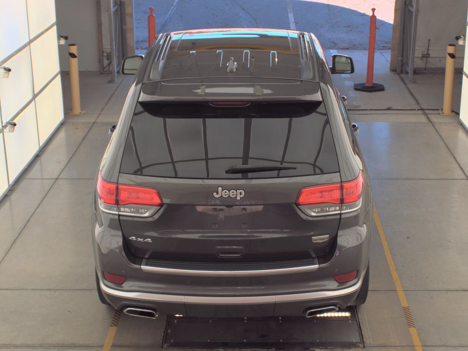 2017 Jeep Grand Cherokee Summit AWD