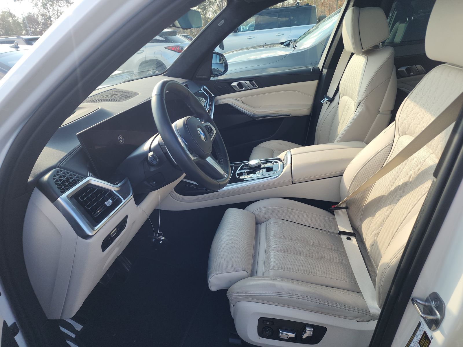 2023 BMW X7 xDrive40i AWD