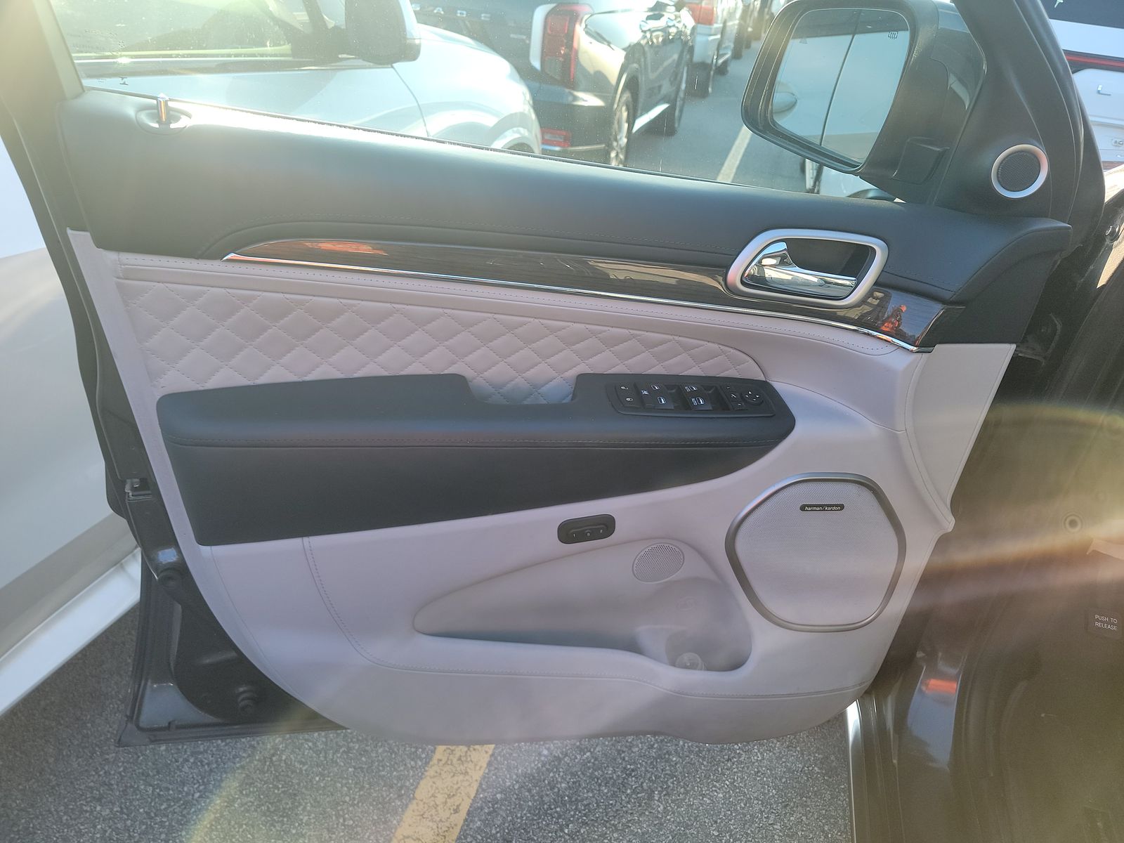 2017 Jeep Grand Cherokee Summit AWD