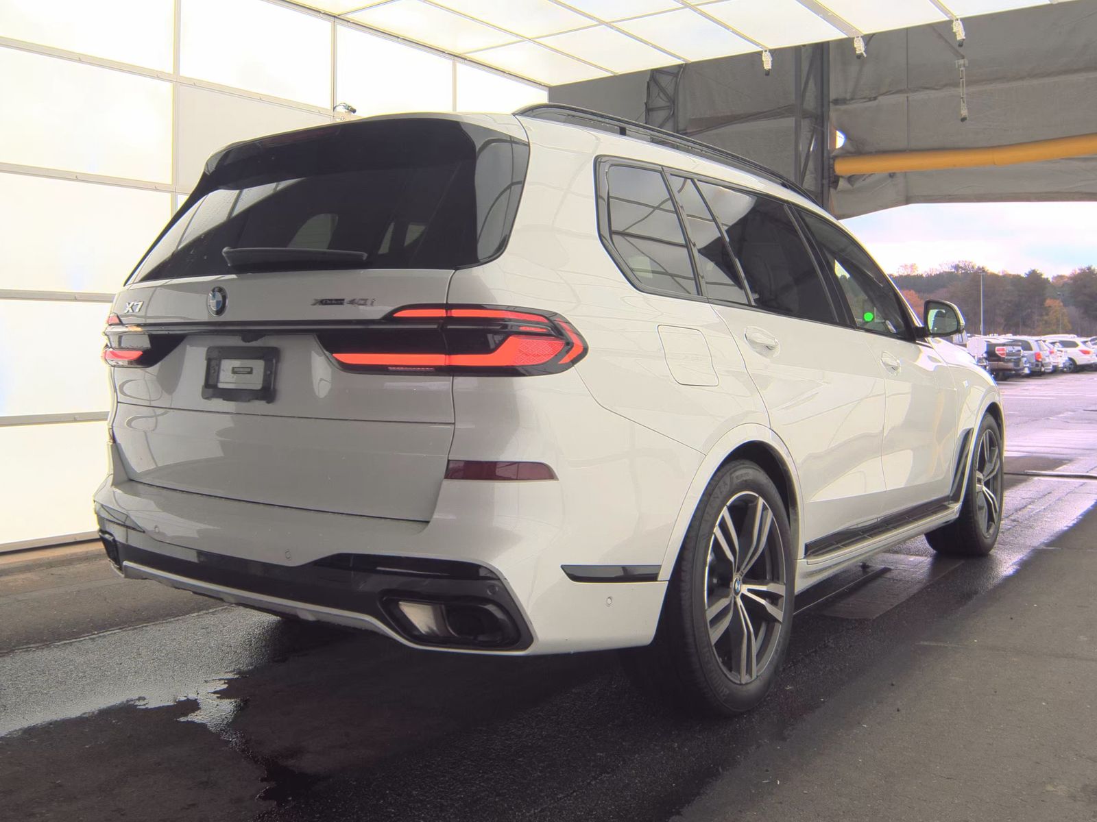 2023 BMW X7 xDrive40i AWD