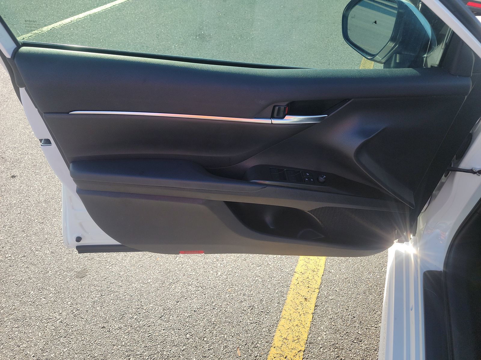 2024 Toyota Camry SE FWD