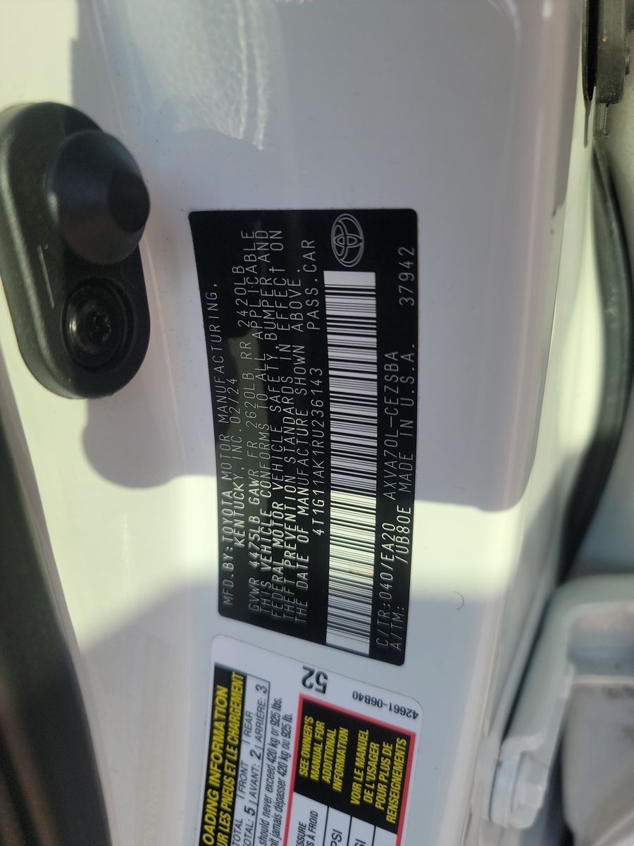 2024 Toyota Camry SE FWD