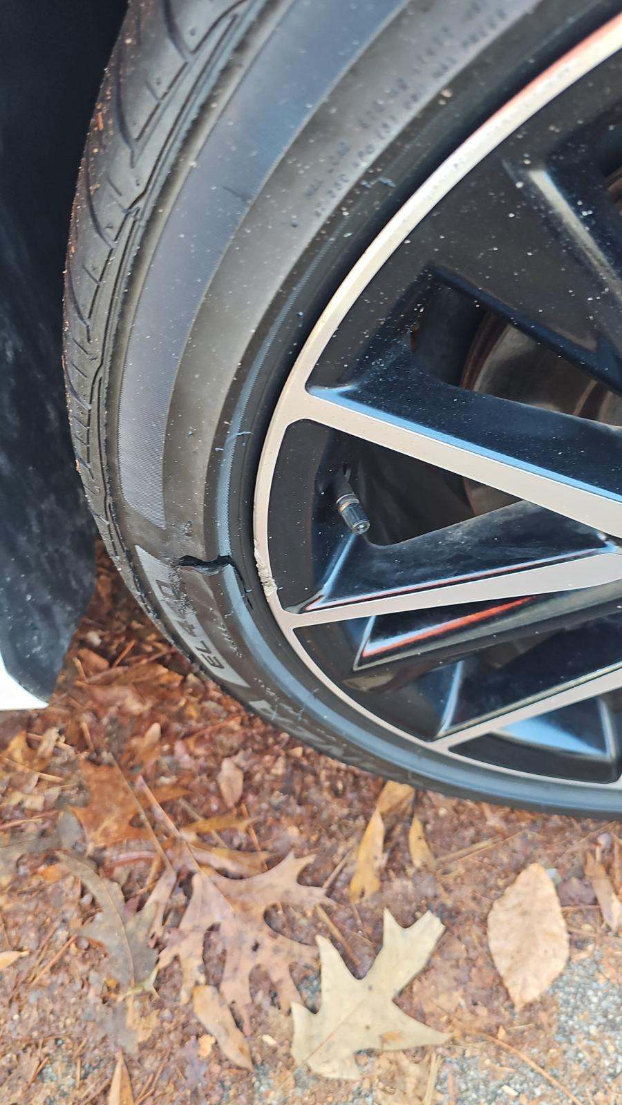 2024 Toyota Camry SE FWD