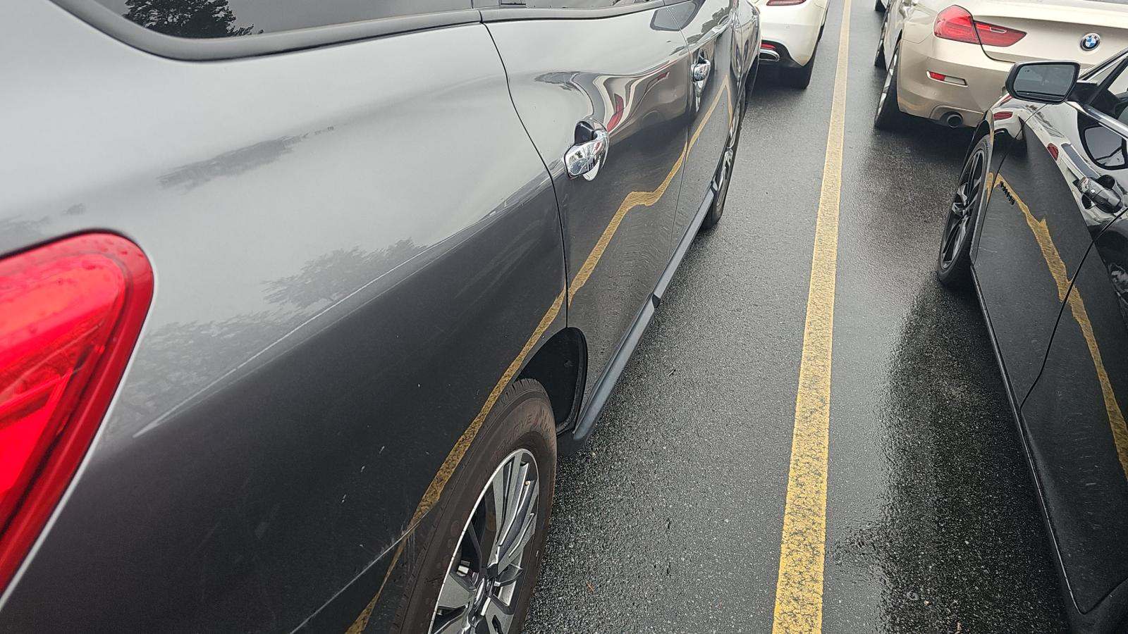 2020 Nissan Pathfinder SV AWD