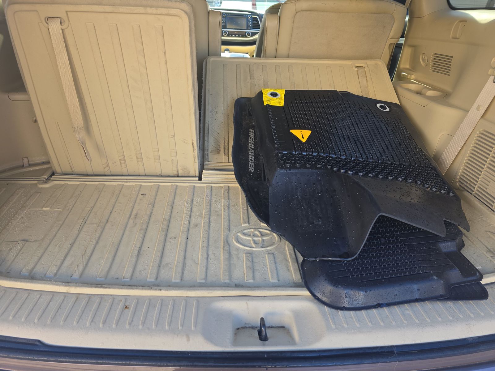 2019 Toyota Highlander XLE FWD