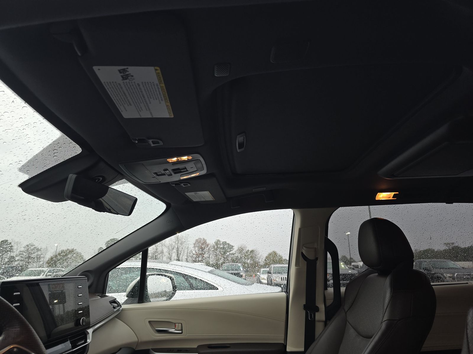 2021 Toyota Sienna Platinum FWD