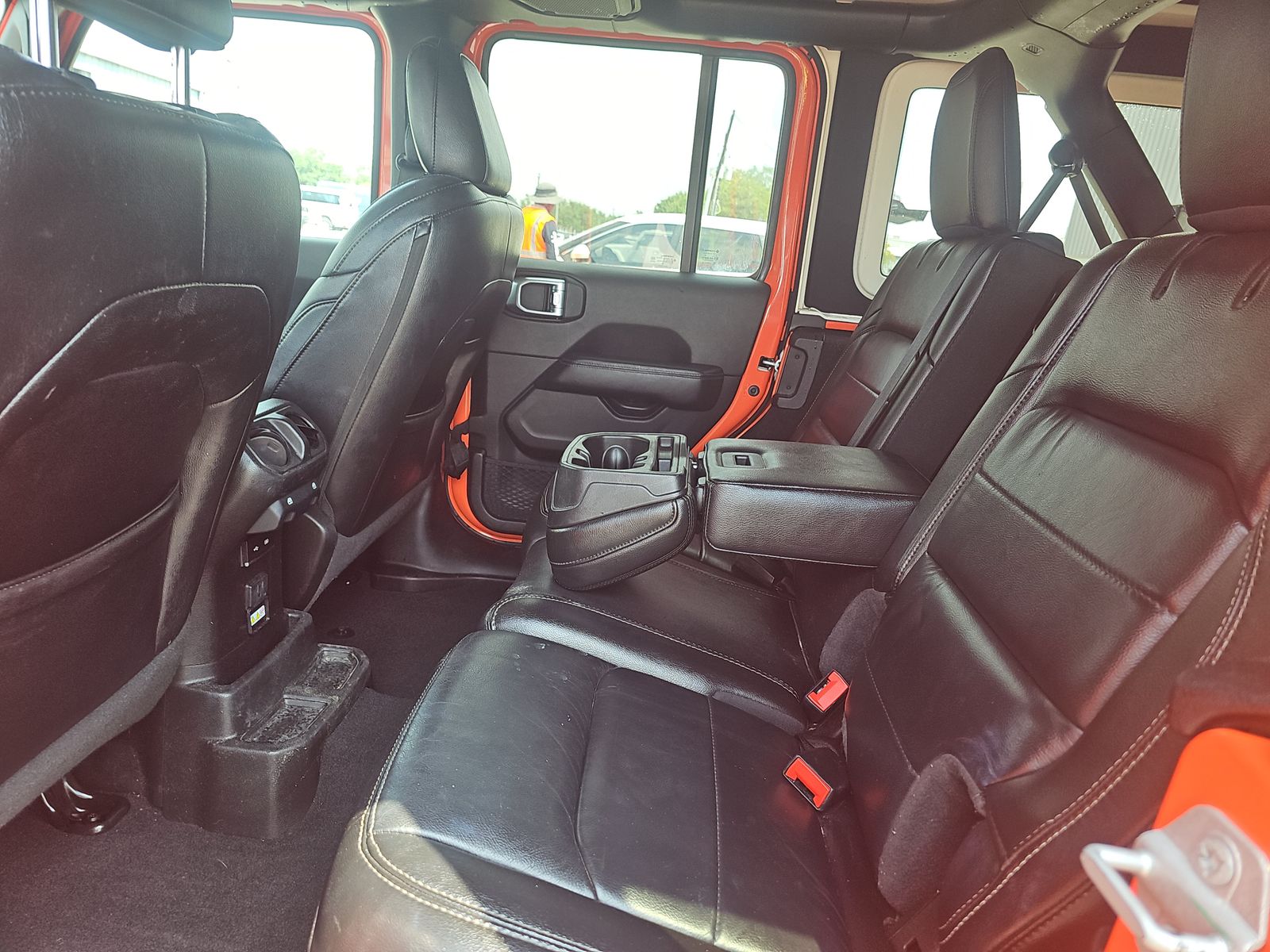 2020 Jeep Wrangler Unlimited Sahara AWD