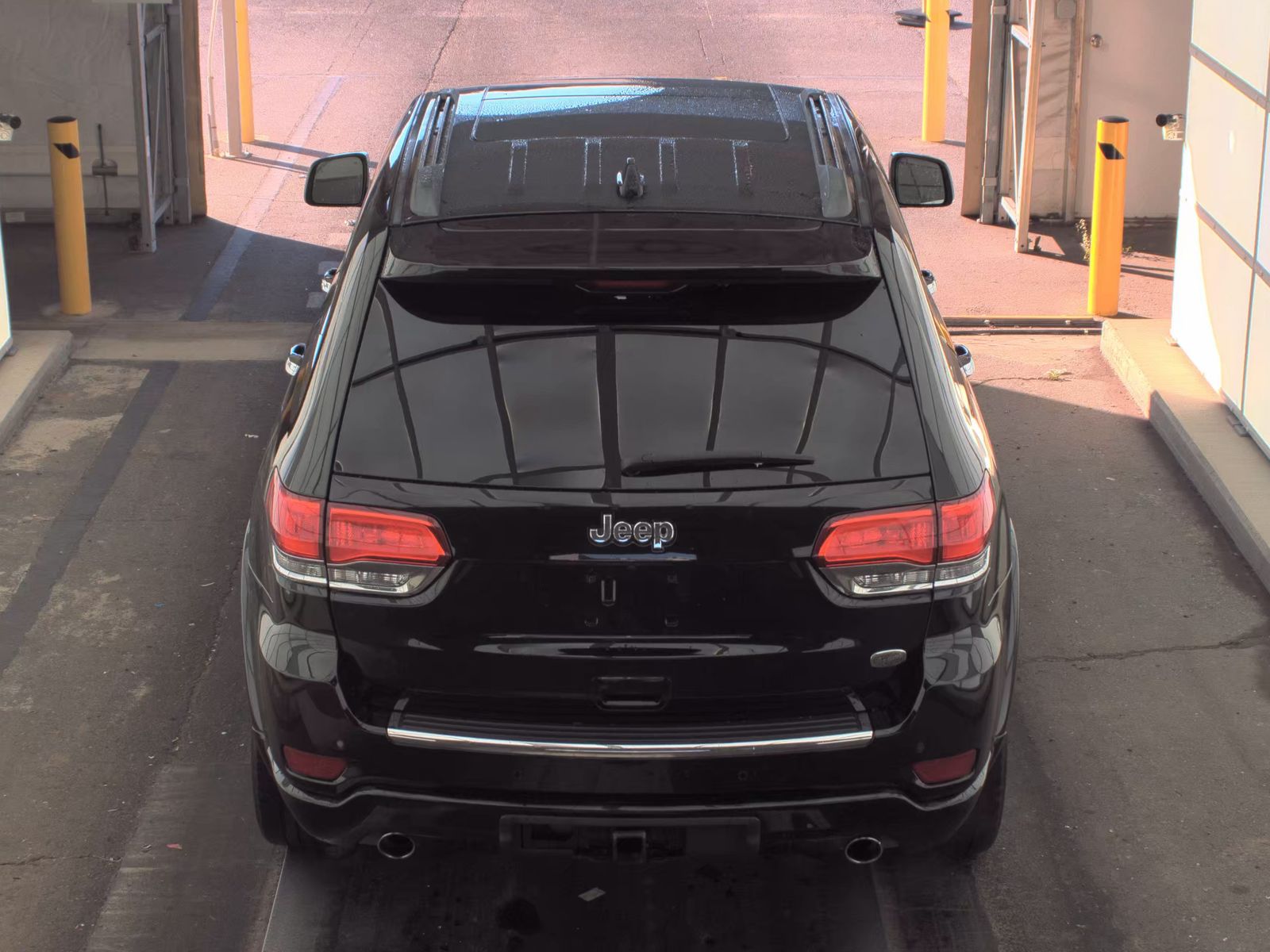 2019 Jeep Grand Cherokee Overland RWD