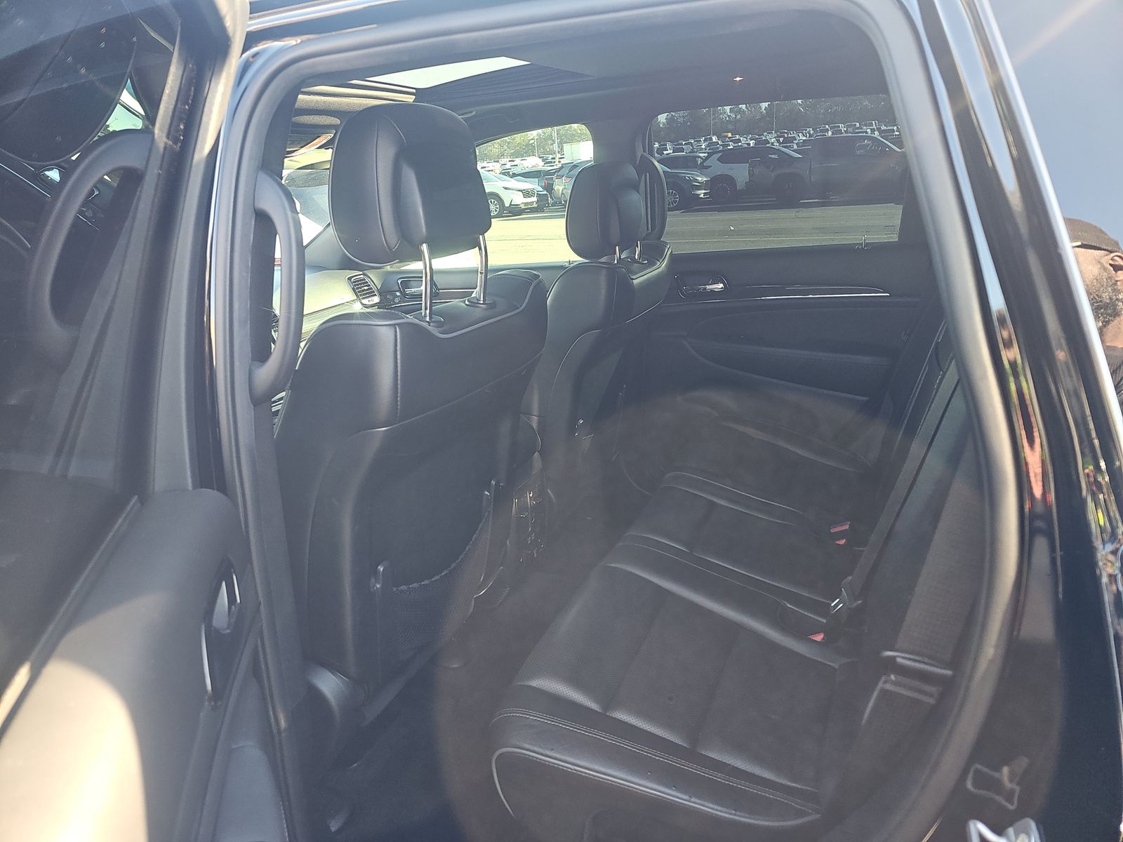 2019 Jeep Grand Cherokee Overland RWD