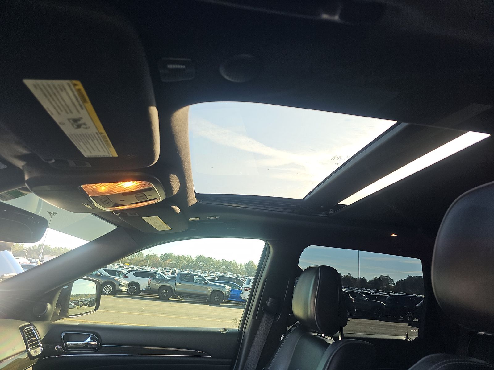 2019 Jeep Grand Cherokee Overland RWD