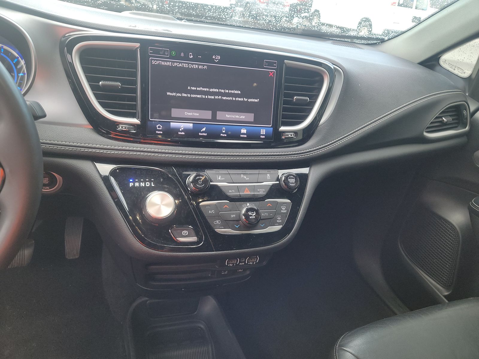 2022 Chrysler Pacifica Hybrid Touring L FWD