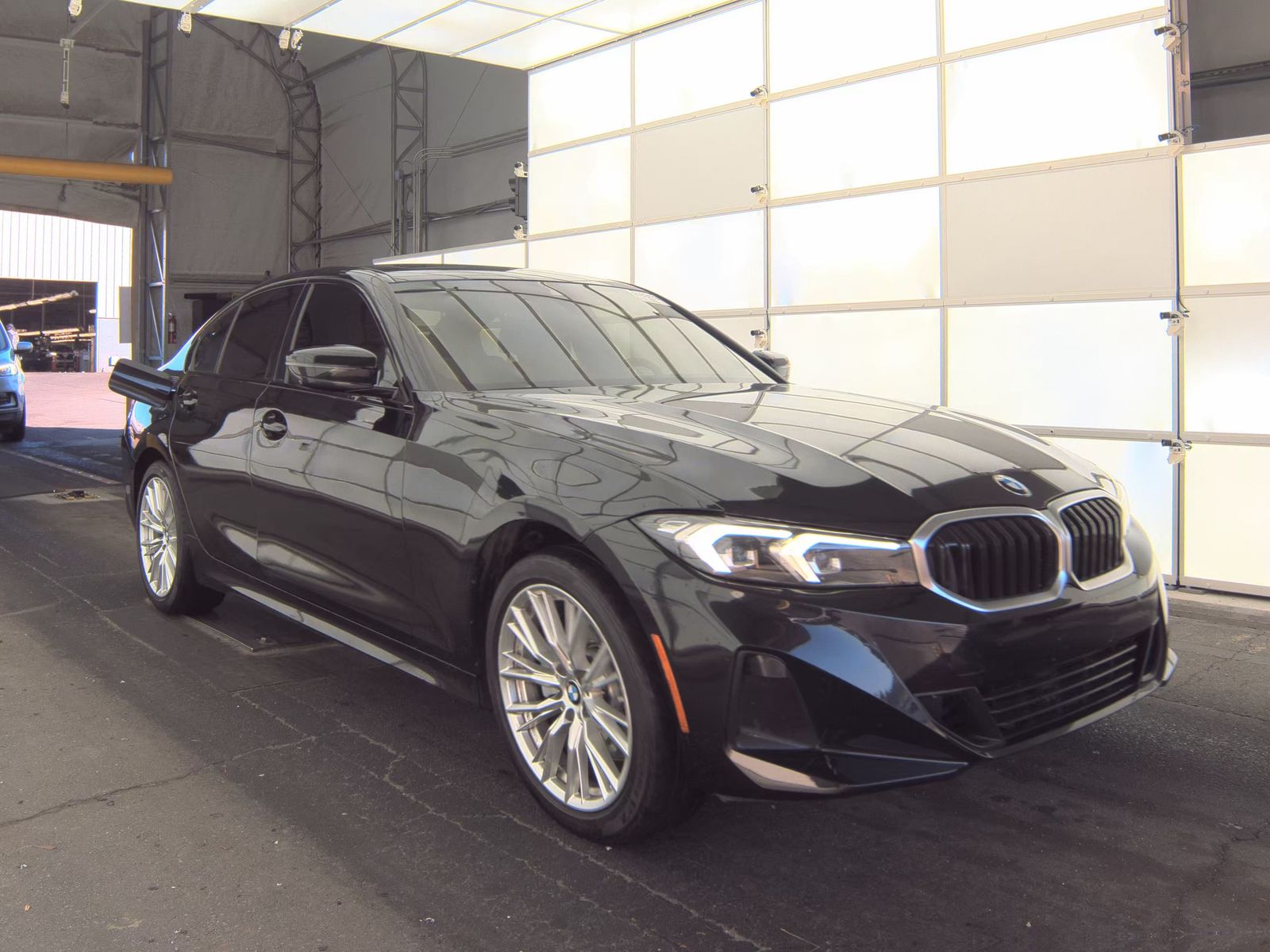 2023 BMW 3 Series 330i xDrive AWD