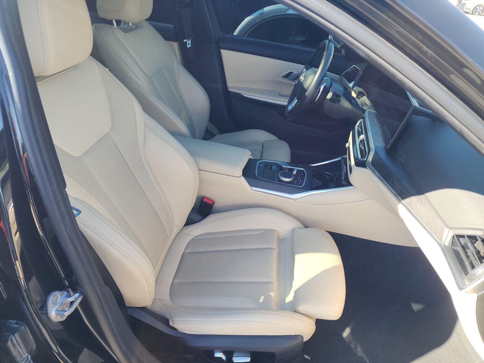 2023 BMW 3 Series 330i xDrive AWD