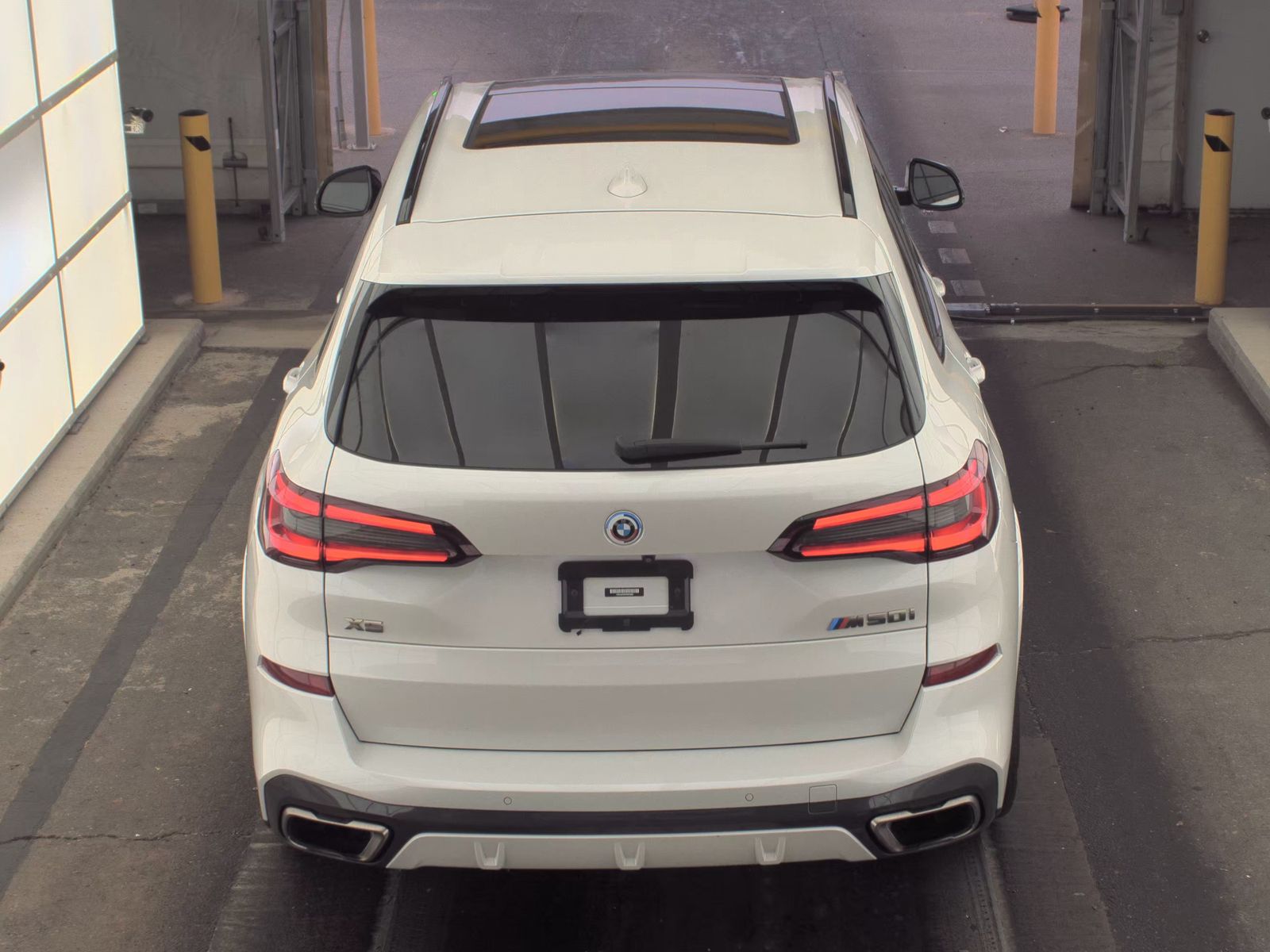 2023 BMW X5 M50i AWD