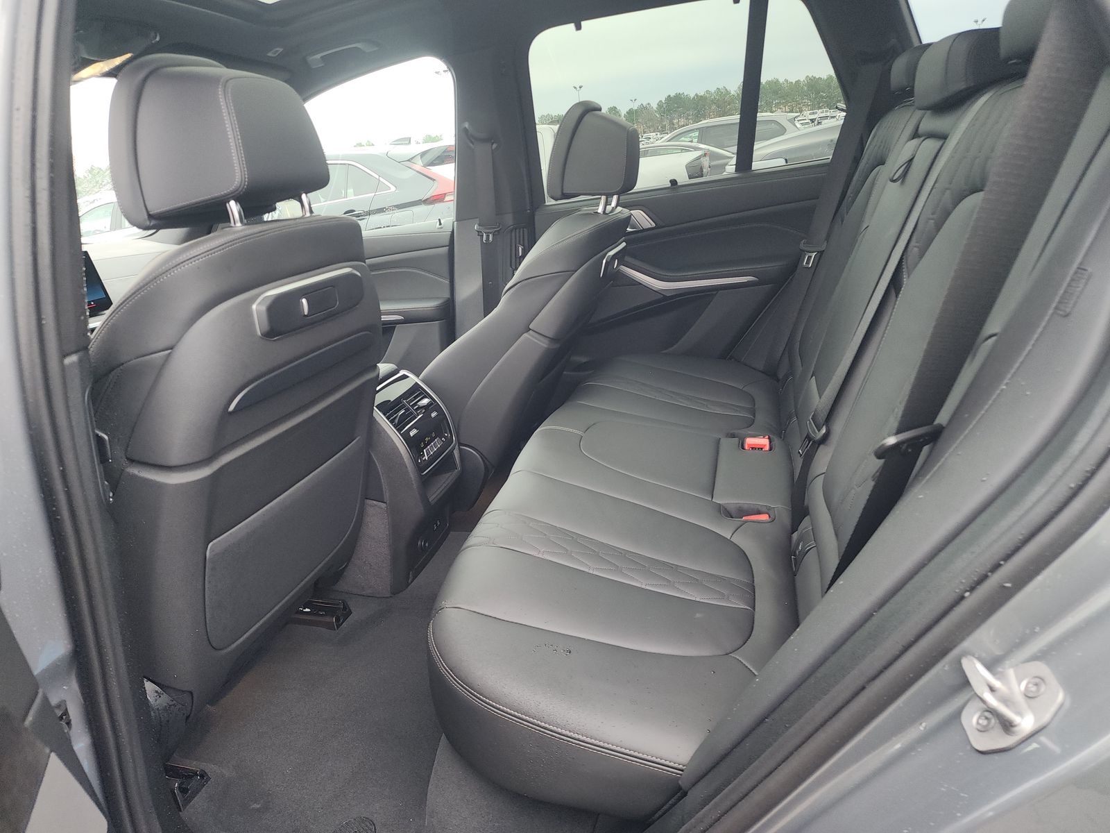 2025 BMW X5 xDrive40i AWD