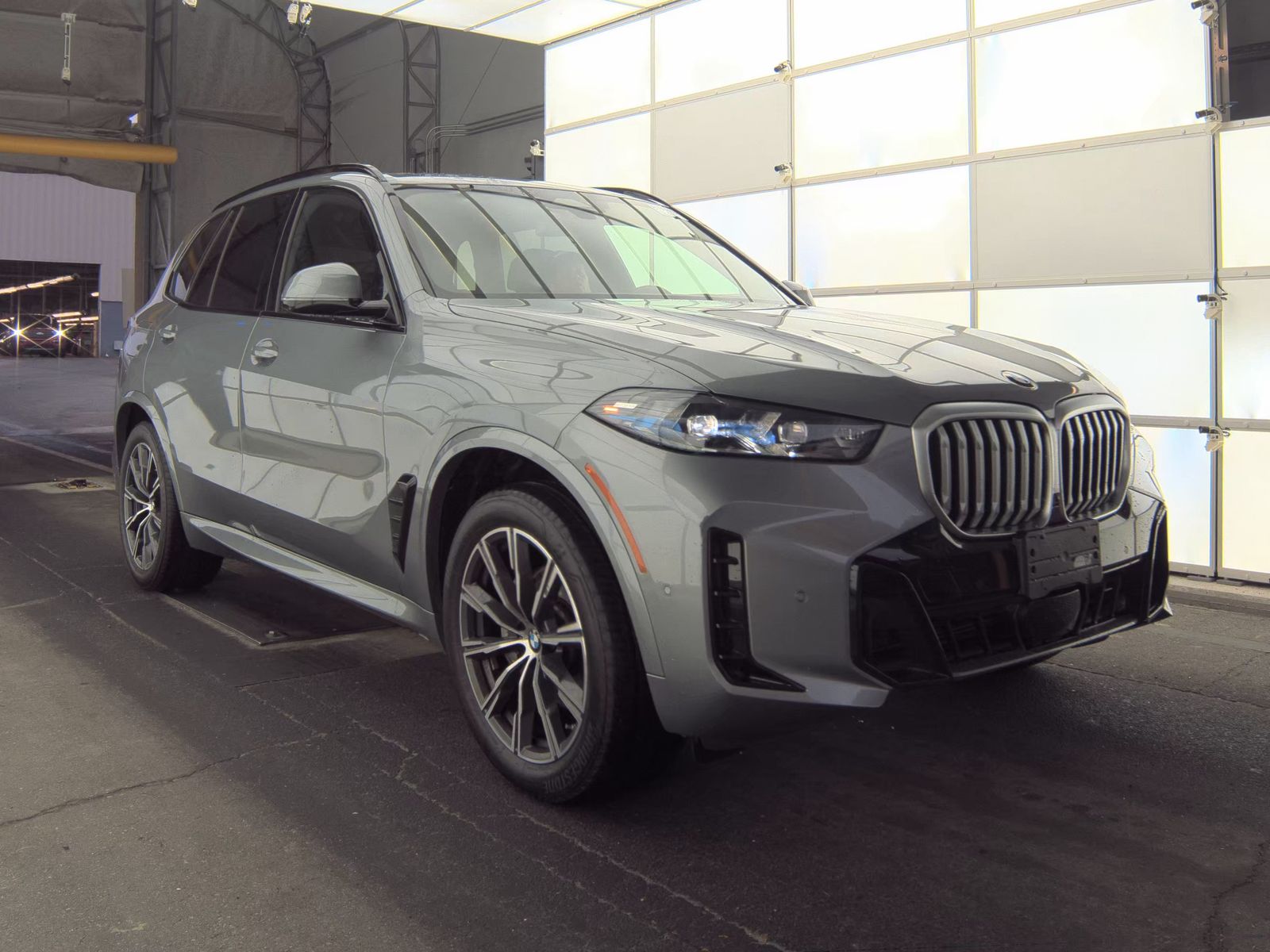 2025 BMW X5 xDrive40i AWD