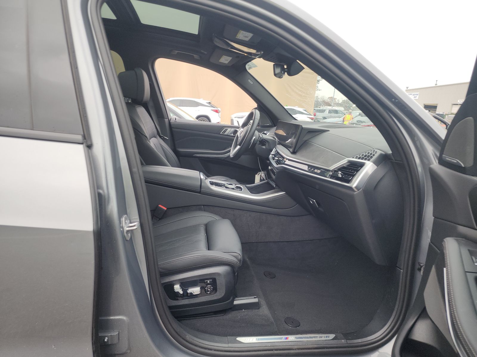 2025 BMW X5 xDrive40i AWD