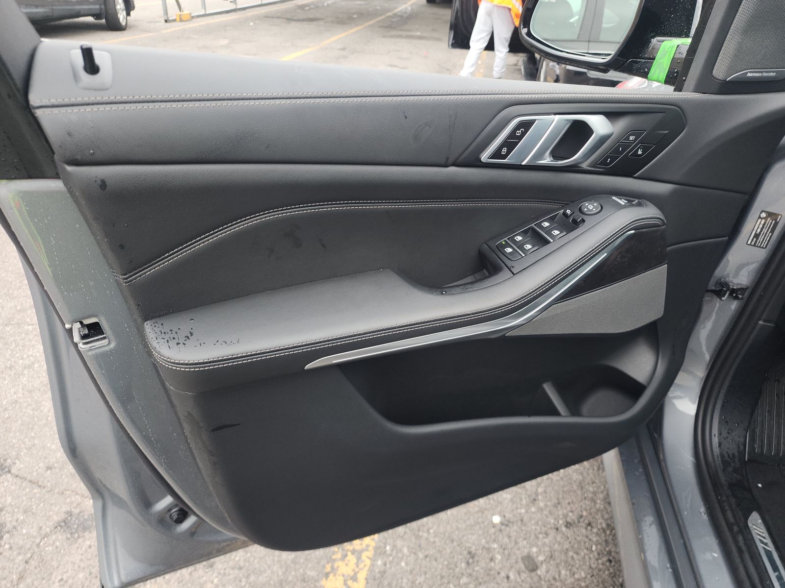 2025 BMW X5 xDrive40i AWD