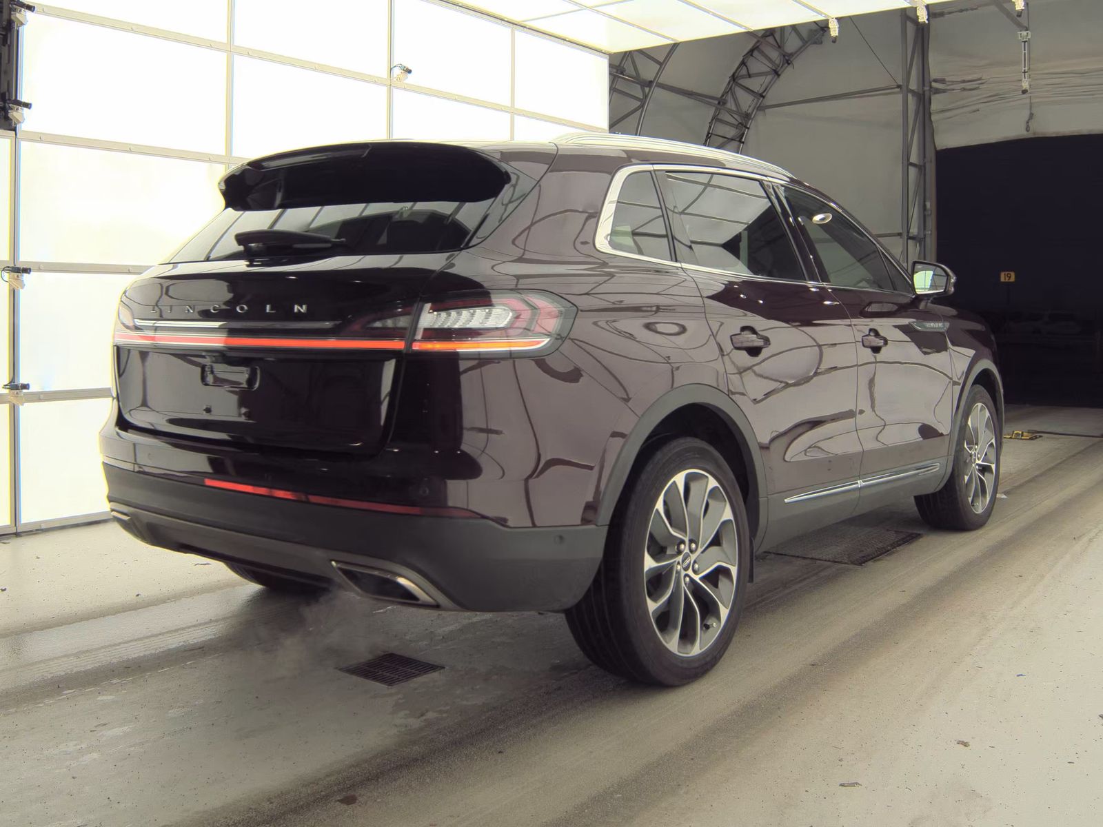 2022 Lincoln Nautilus Reserve FWD