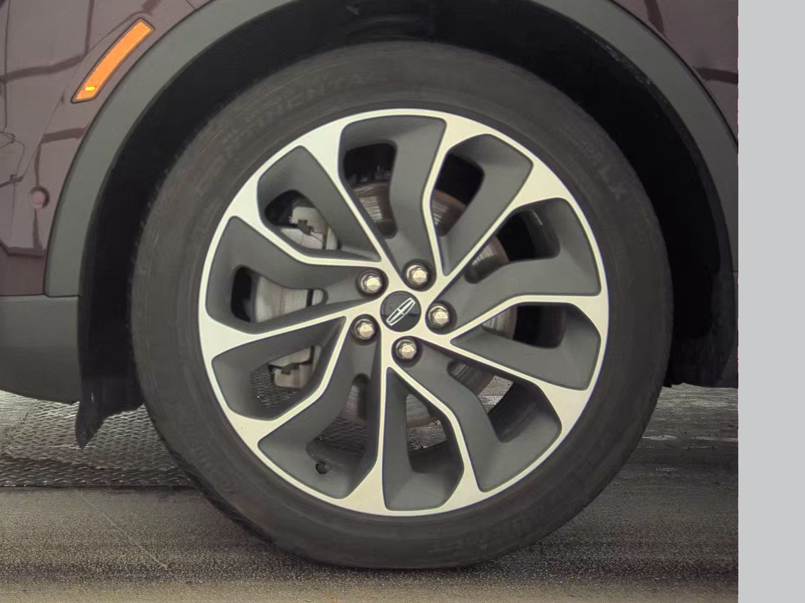 2022 Lincoln Nautilus Reserve FWD