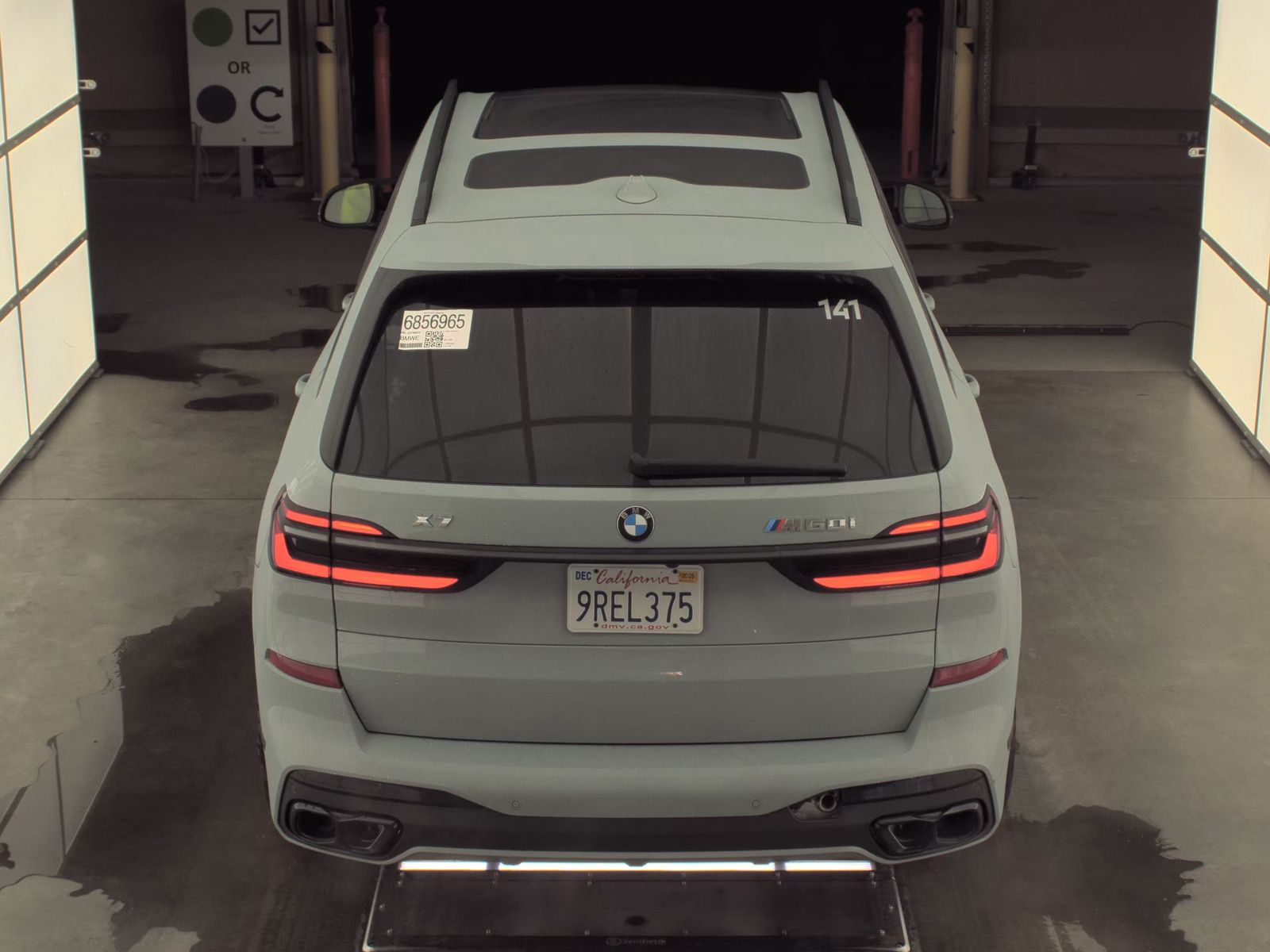 2025 BMW X7 M60i AWD