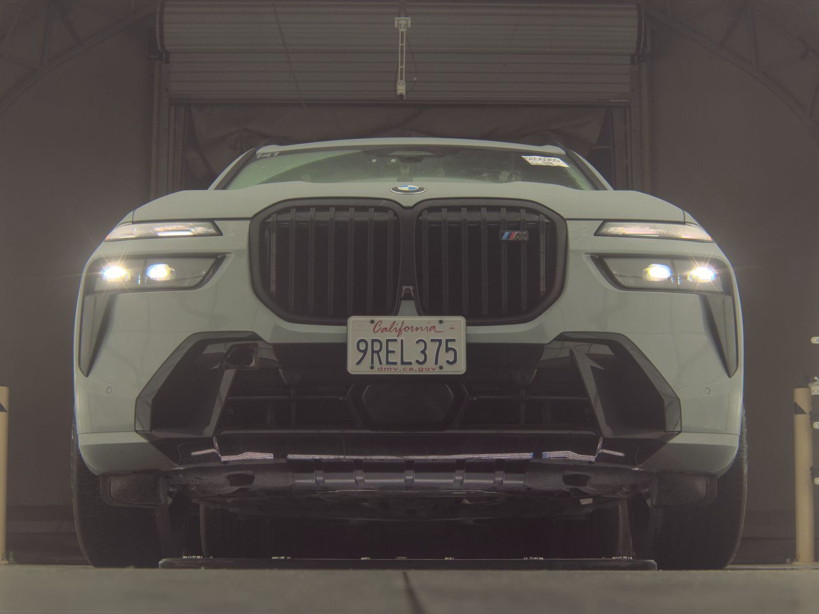 2025 BMW X7 M60i AWD