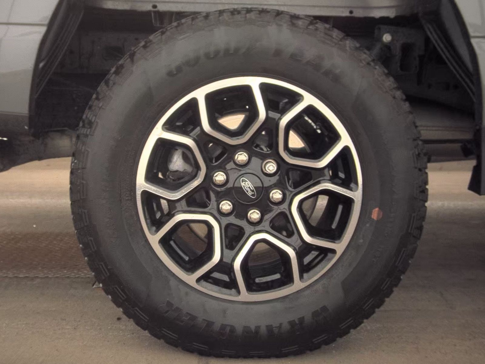 2023 Ford F-150 XLT AWD