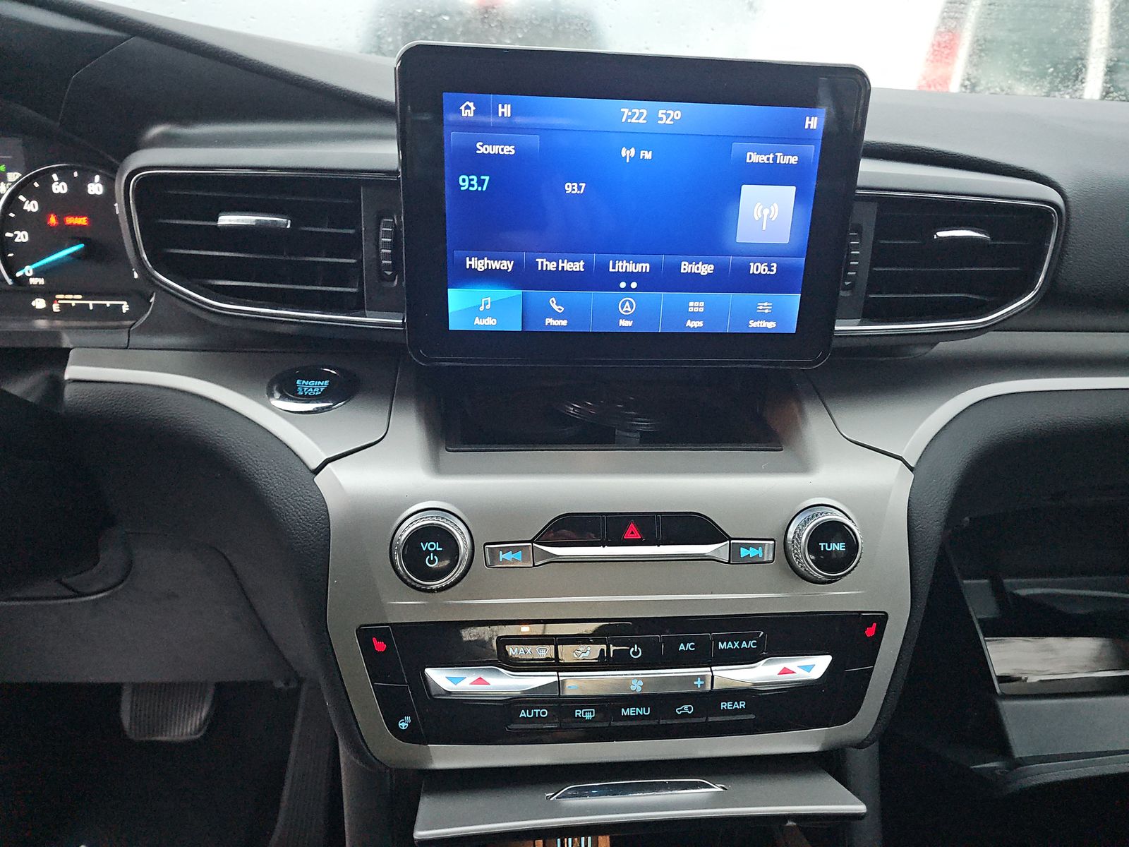 2022 Ford Explorer XLT AWD