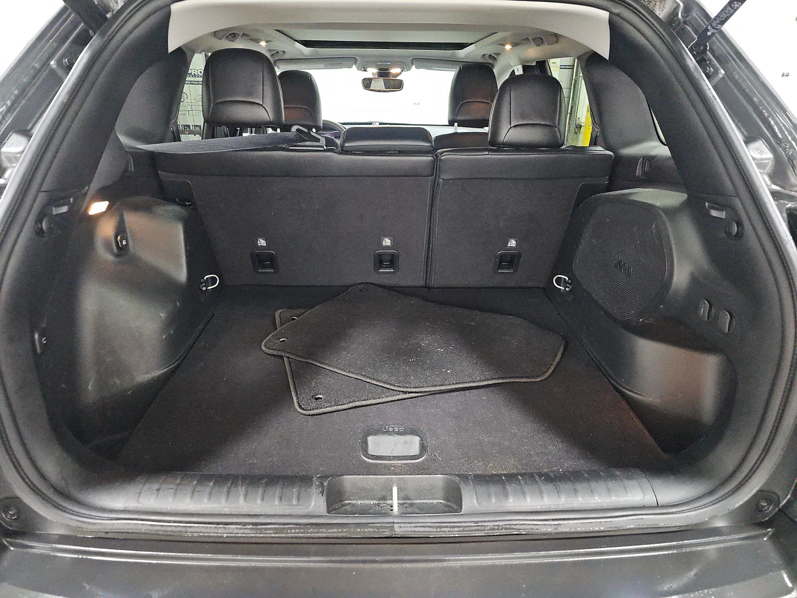 2022 Jeep Cherokee Limited AWD