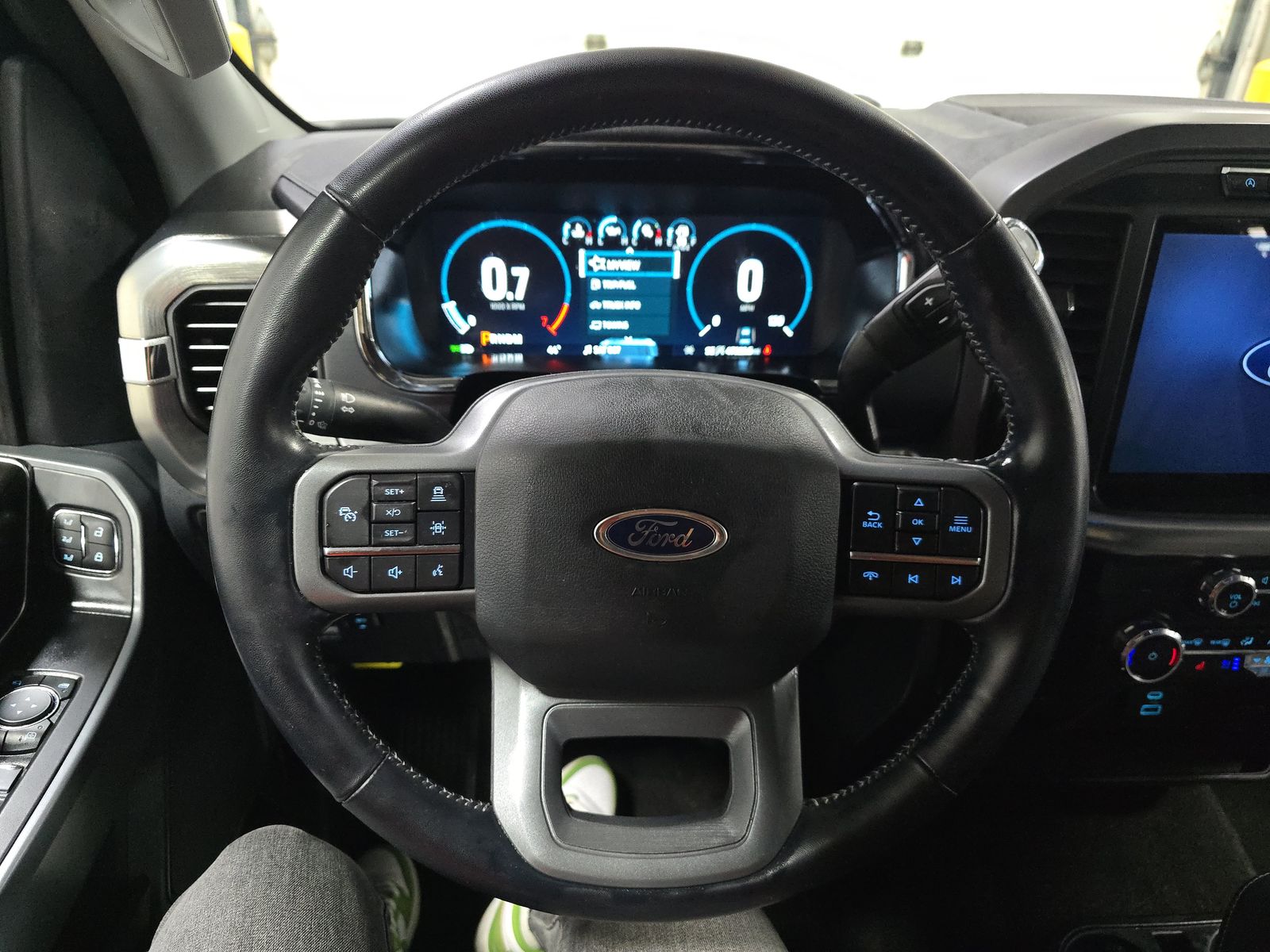 2022 Ford F-150 Lariat FWD