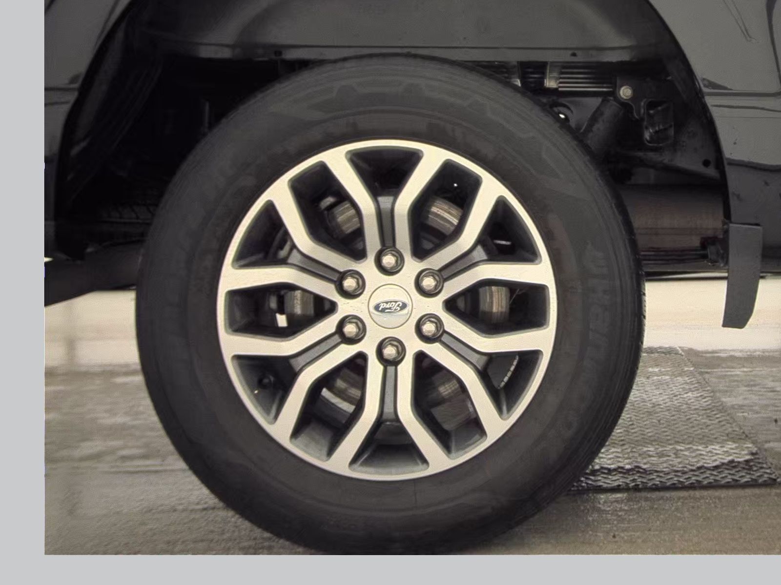 2022 Ford F-150 Lariat FWD