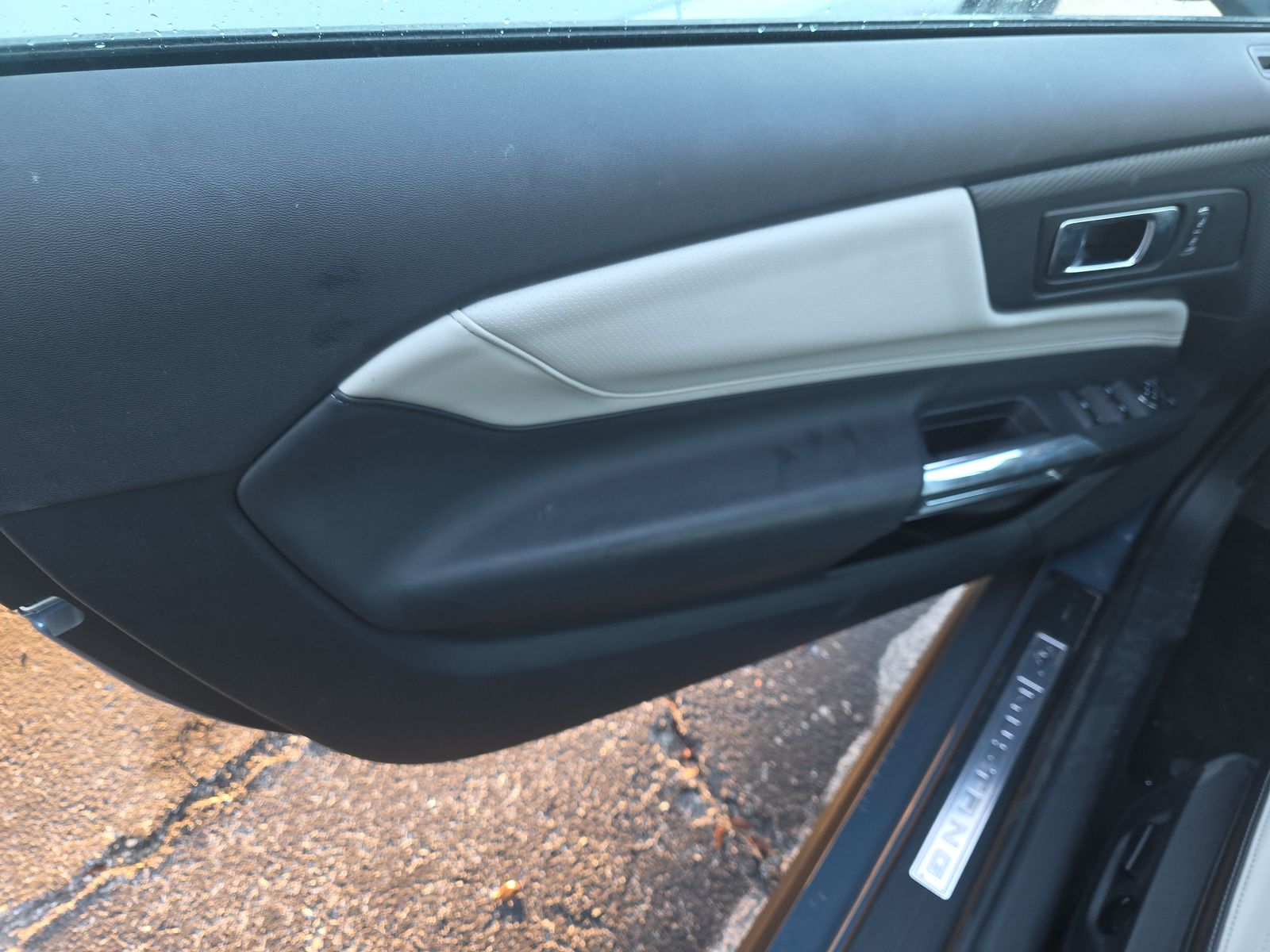 2025 Ford Mustang EcoBoost Premium RWD