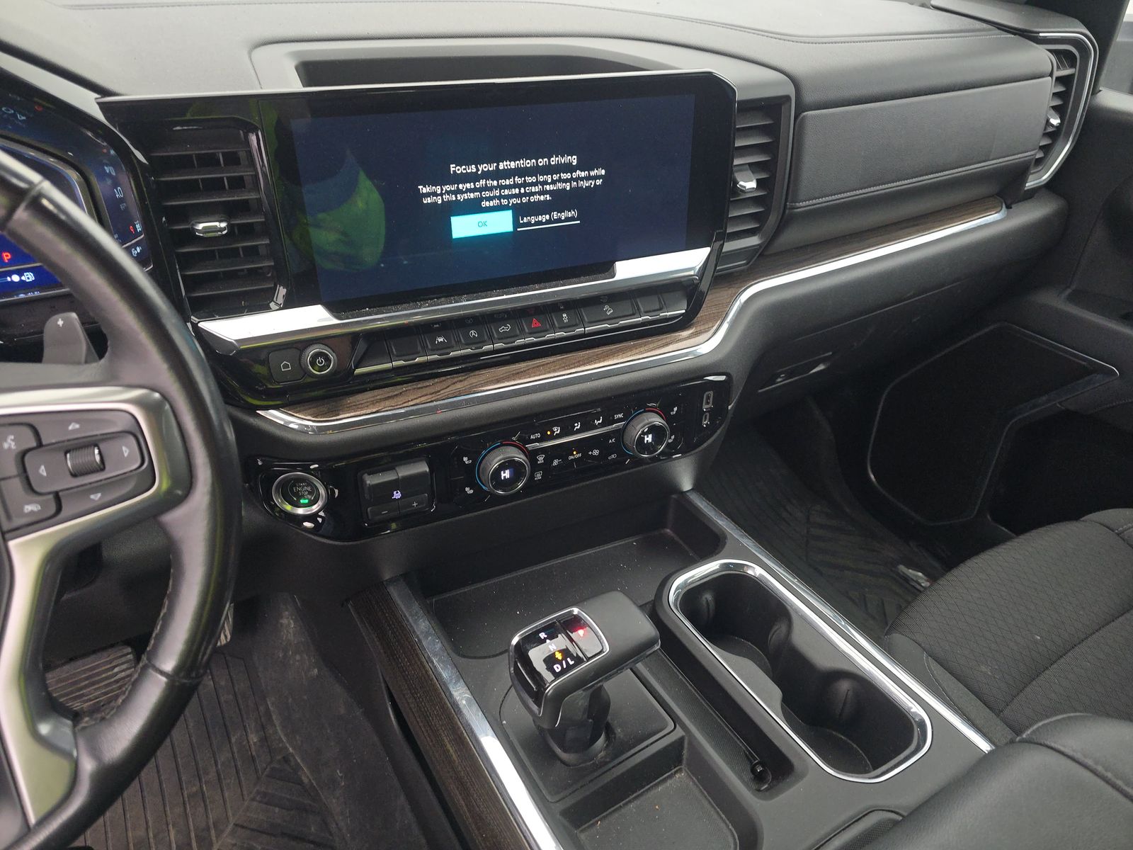 2023 Chevrolet Silverado 1500 RST AWD