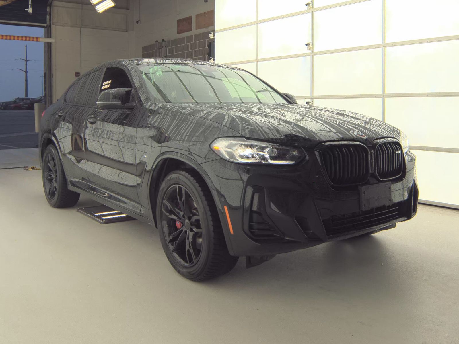 2023 BMW X4 M40i AWD