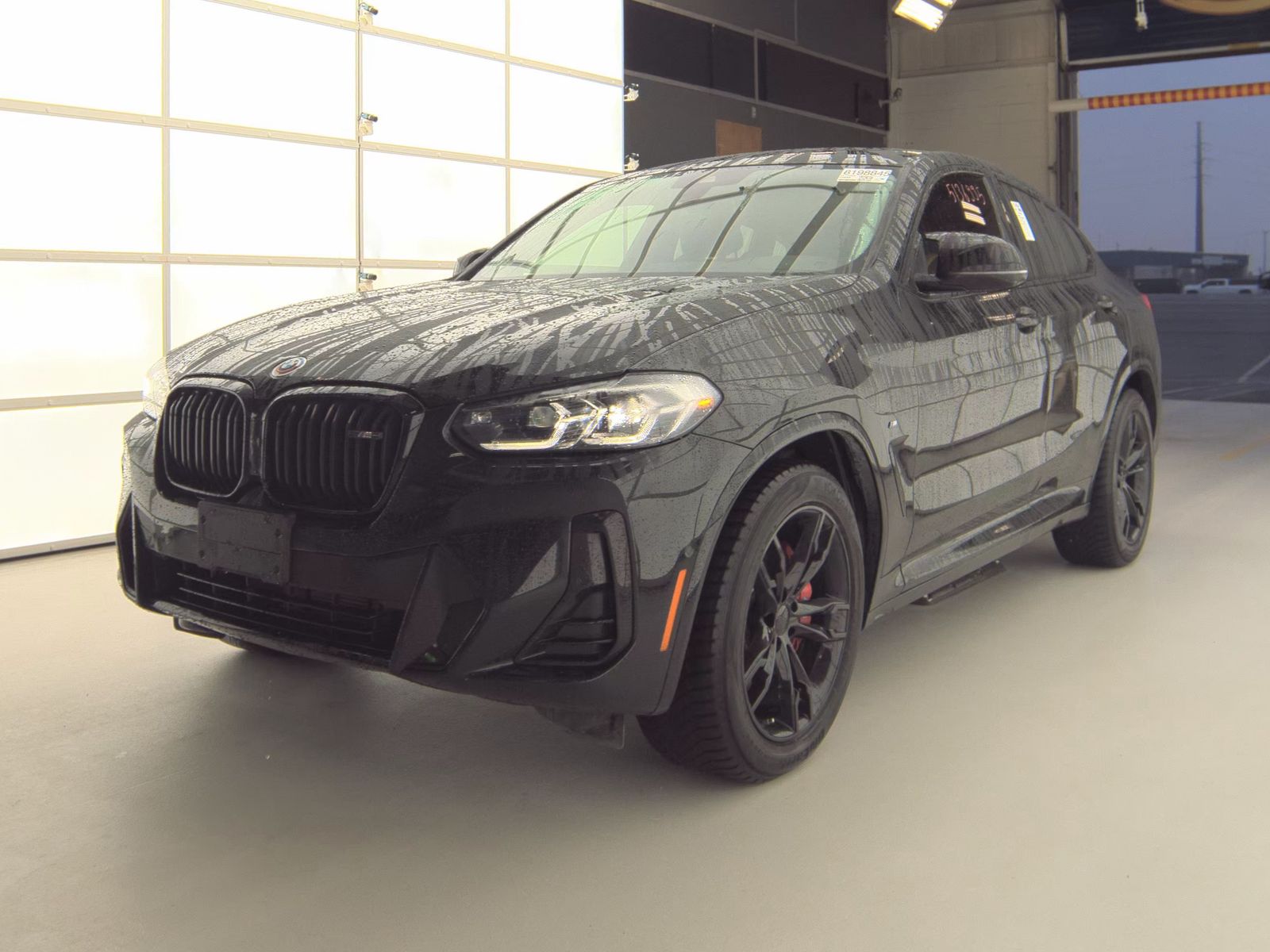 2023 BMW X4 M40i AWD