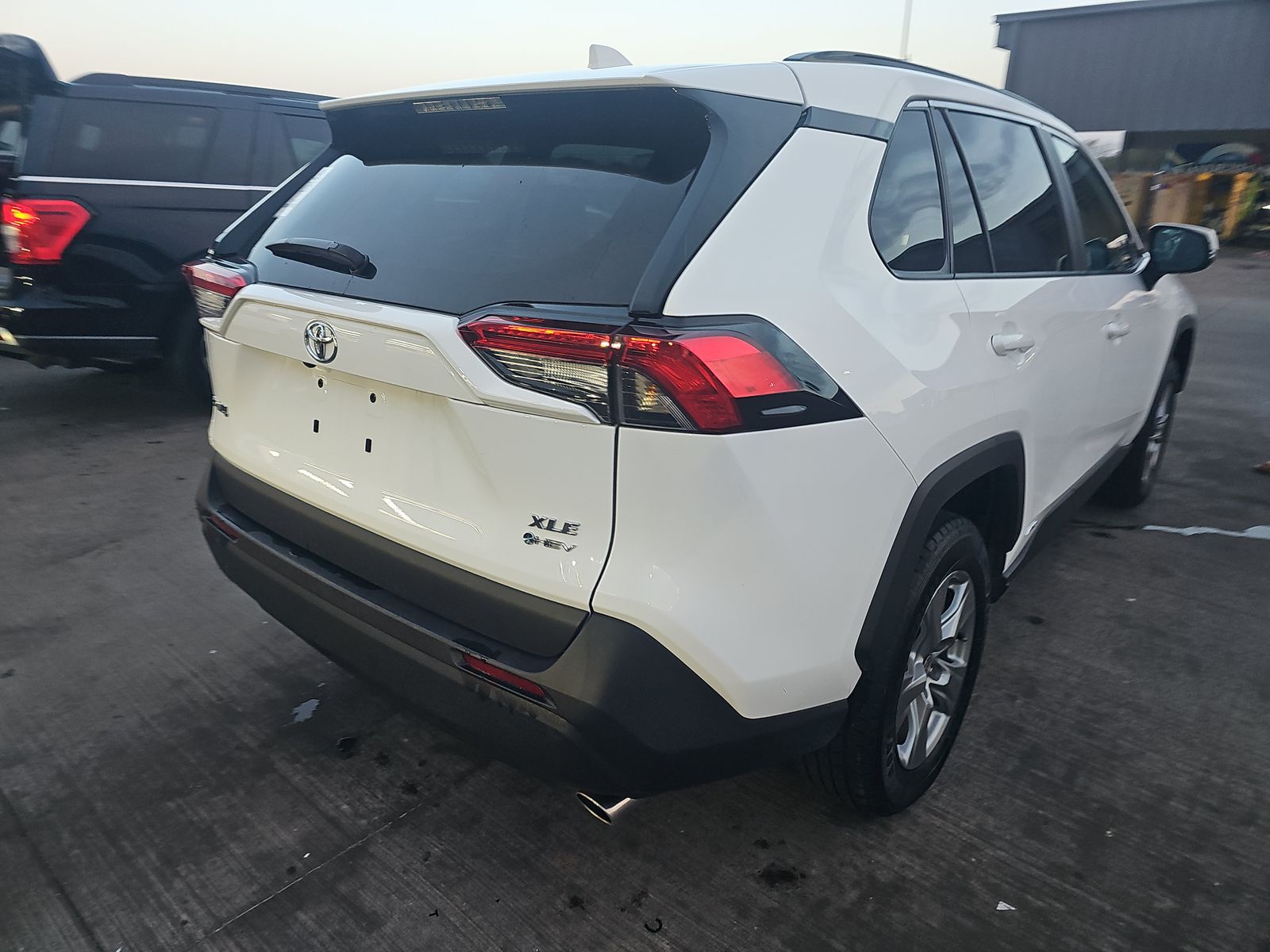 2025 Toyota RAV4 Hybrid XLE AWD