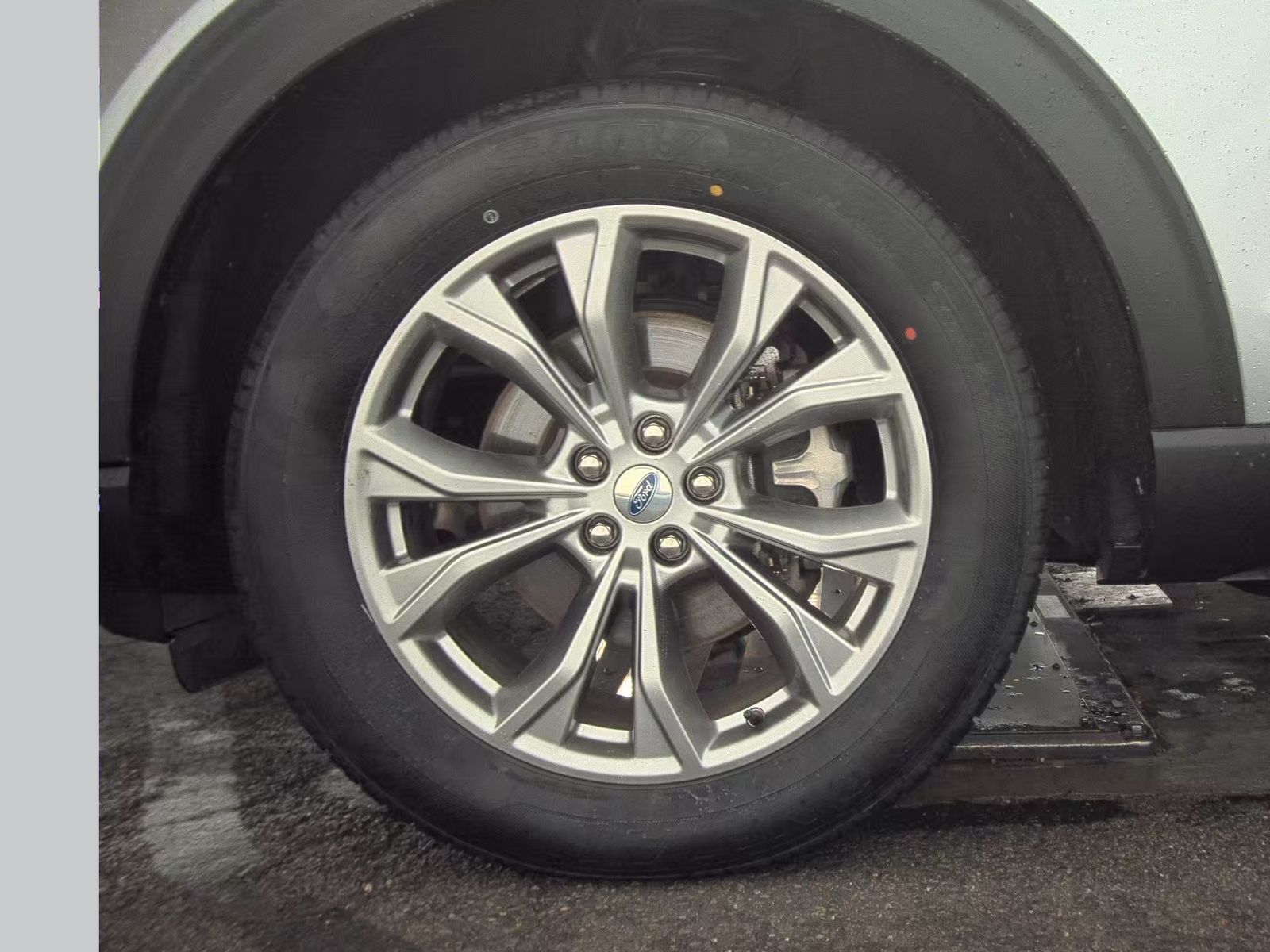 2022 Ford Explorer XLT AWD